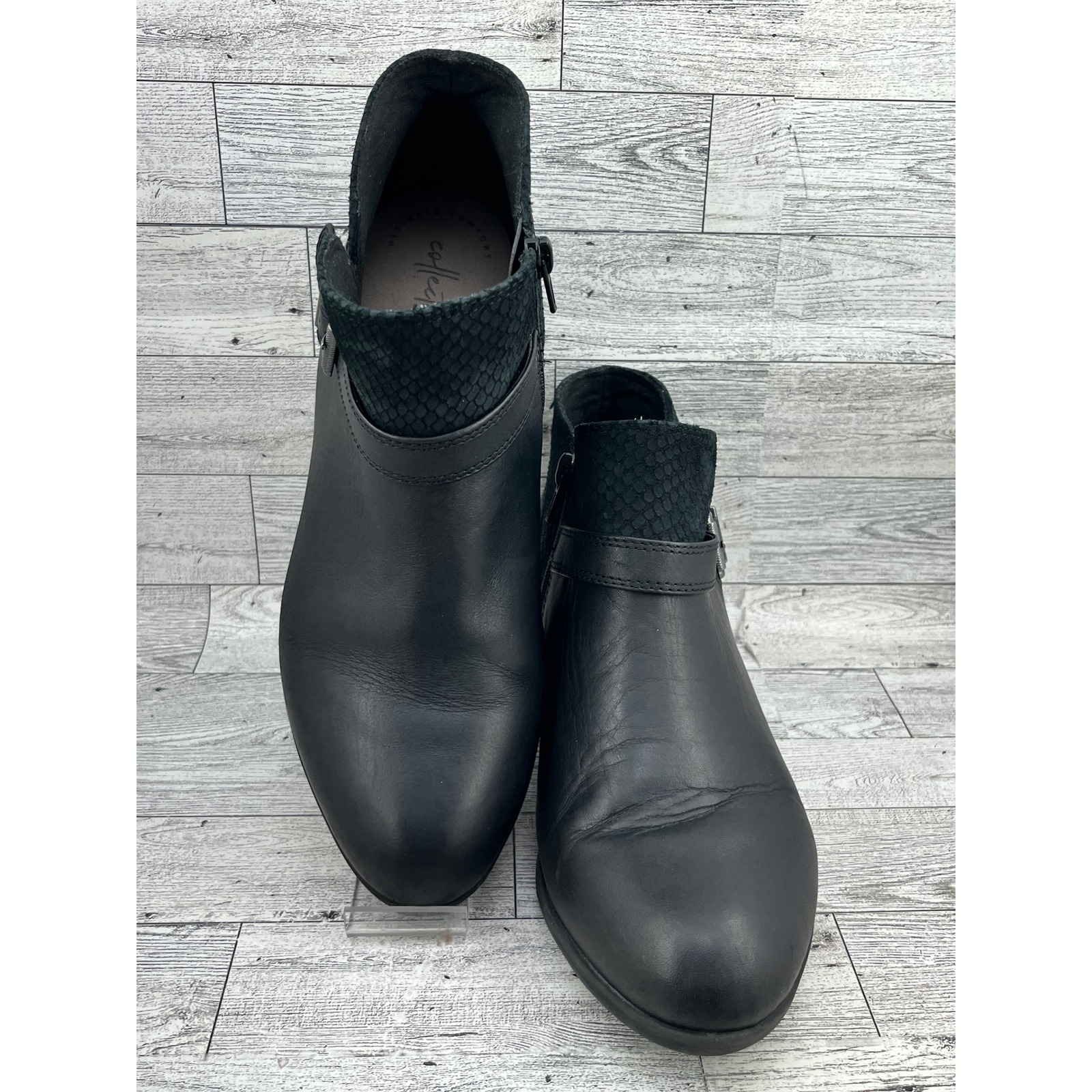 Clarks Collection Women Black Leather Snake Embossed Ankle Boots Size 10w